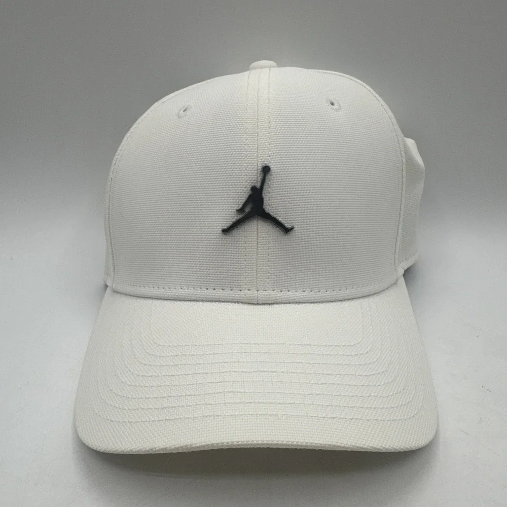 Nike Air Jordan Strapback Hat Adult Unisex SZ M/L Metal Jumpman White HM5750-100